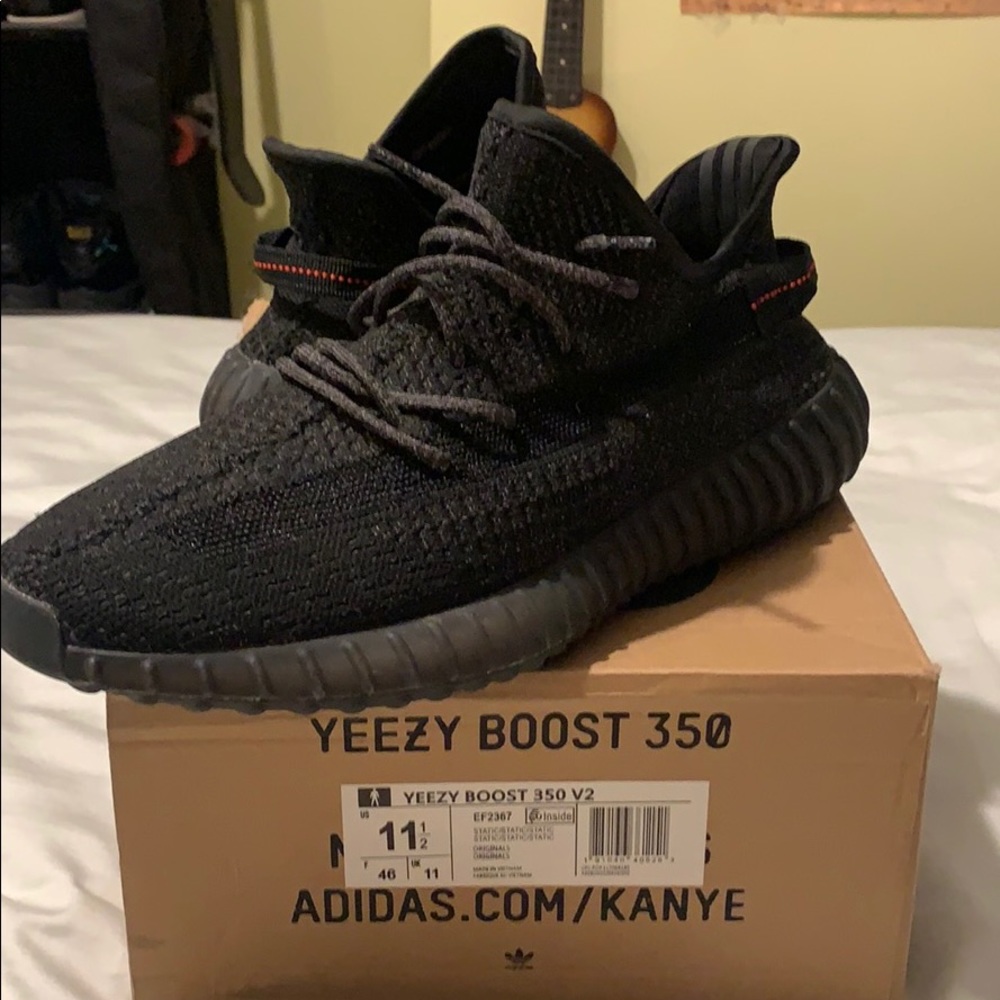 Size 11.5 Adidas Yeezy 350 black reflective